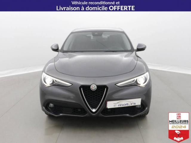 Alfa Romeo Stelvio image 5