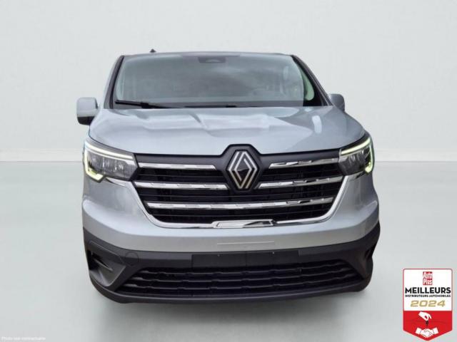 Renault Trafic image 2
