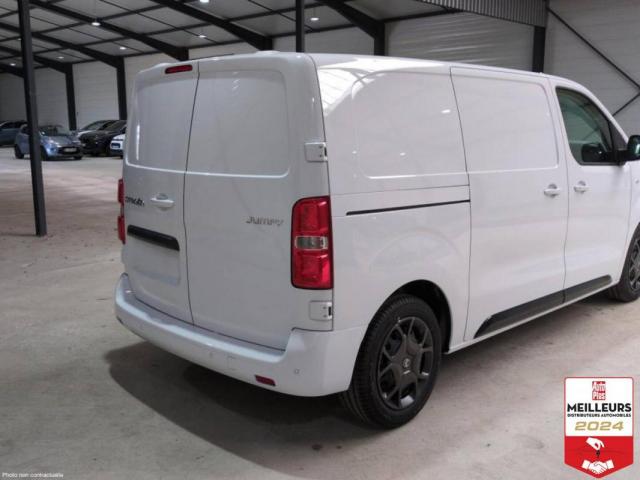 Citroen Jumpy image 8
