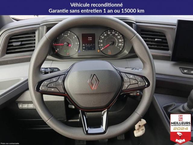 Renault Master image 2