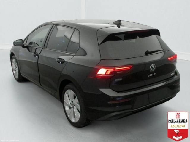 Volkswagen Golf image 9