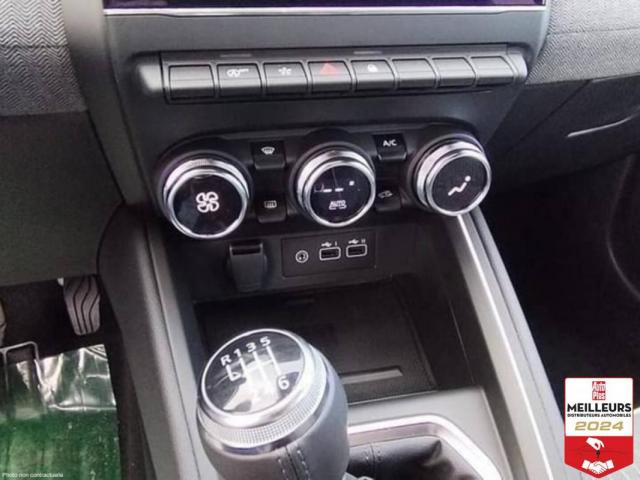 Renault Clio image 8