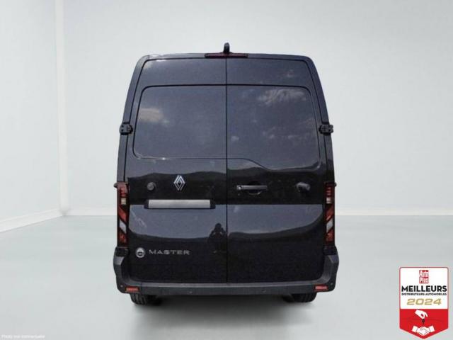 Renault Master image 1