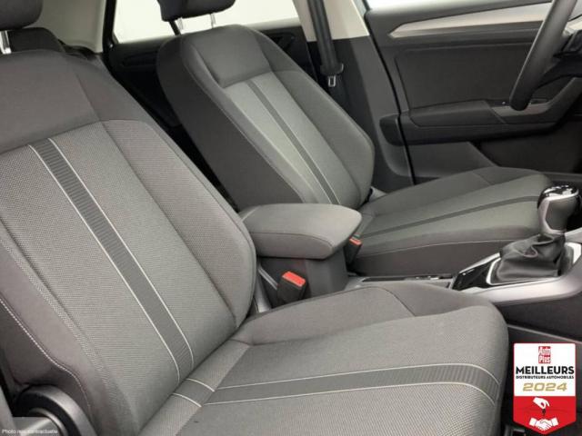 Volkswagen T-Roc image 6