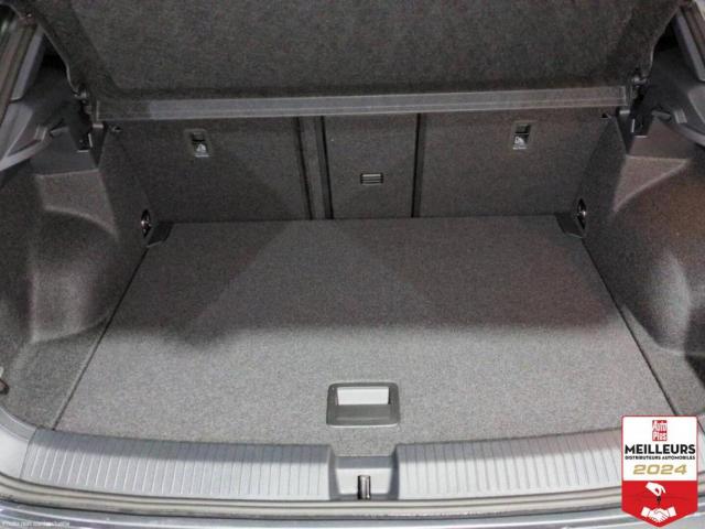 Volkswagen T-Roc image 9