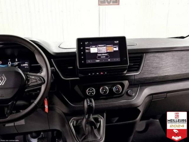 Renault Trafic image 1