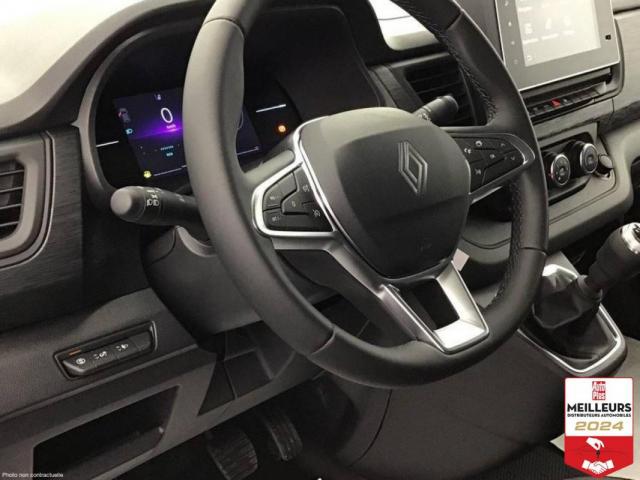 Renault Trafic image 1