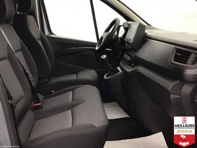 Renault Trafic image 9