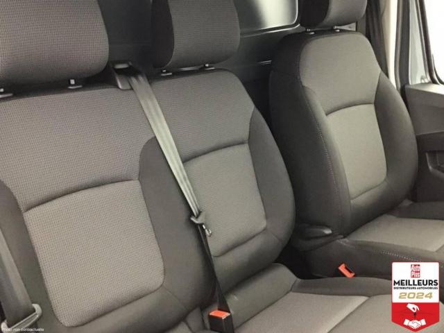 Renault Trafic image 3