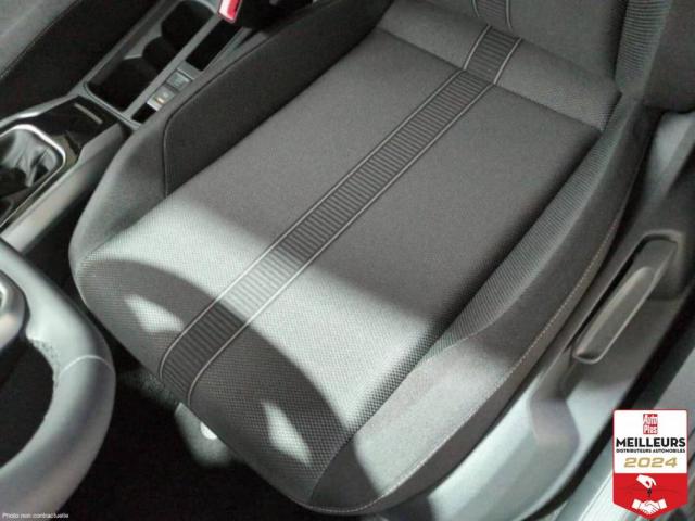 Volkswagen T-Roc image 2