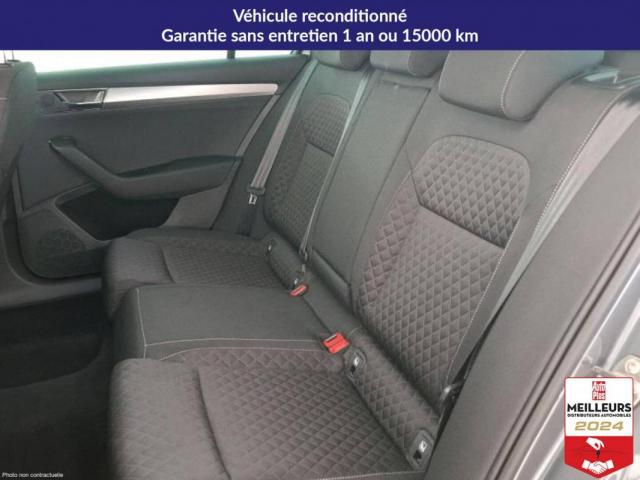 Skoda Superb Combi image 1