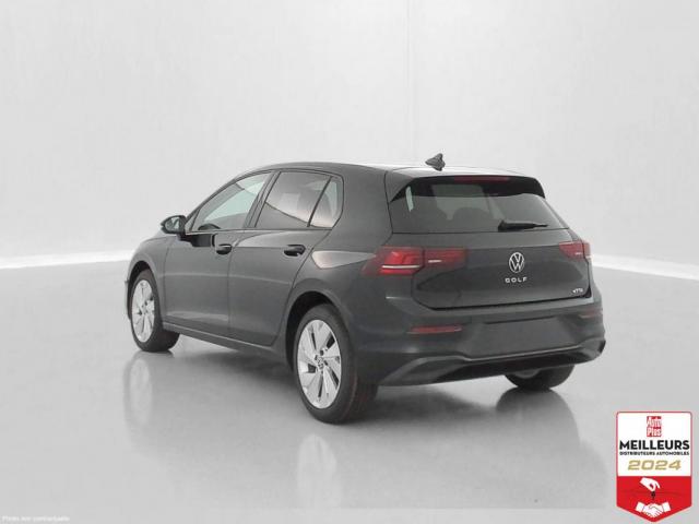 Volkswagen Golf image 6