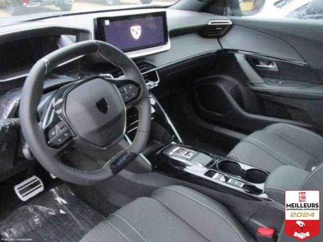 Peugeot 2008 image 1