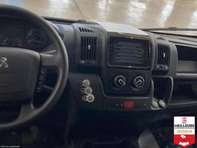 Peugeot Boxer image 2