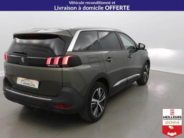 Peugeot 5008 image 2