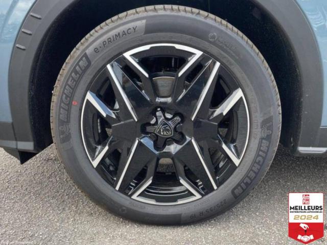 Peugeot 3008 image 2