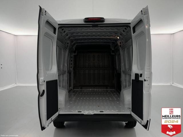Peugeot Boxer image 8