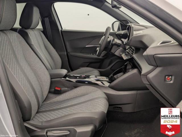 Peugeot 2008 image 3