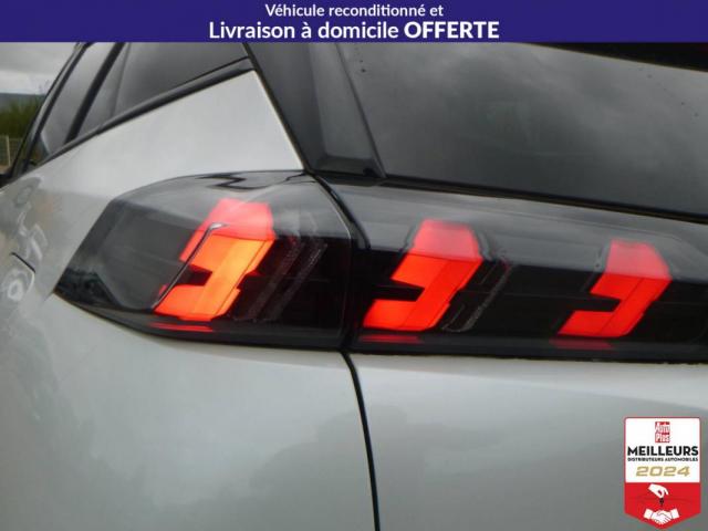 Peugeot 2008 image 8