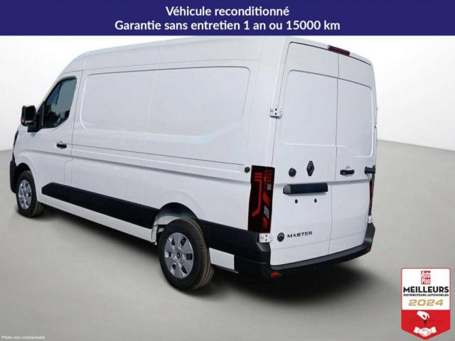 Renault Master image 2