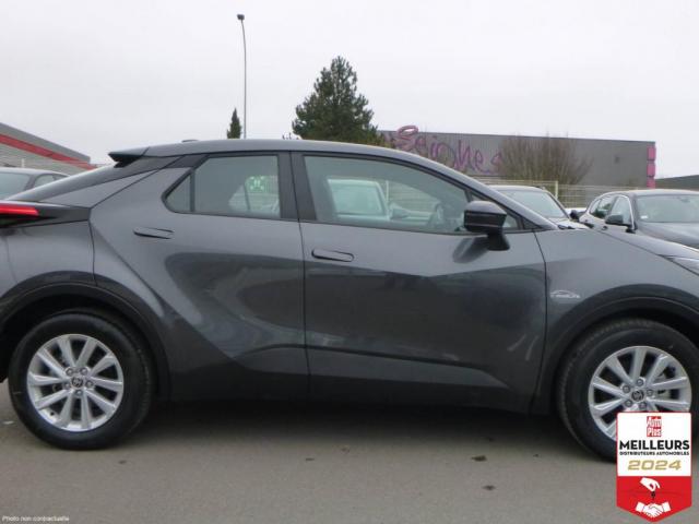 Toyota C-Hr image 3