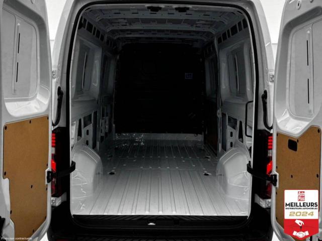 Renault Master image 6
