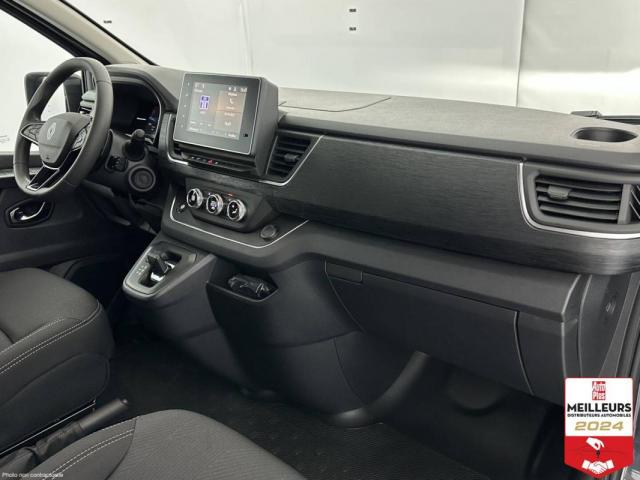 Renault Trucks Trafic image 1