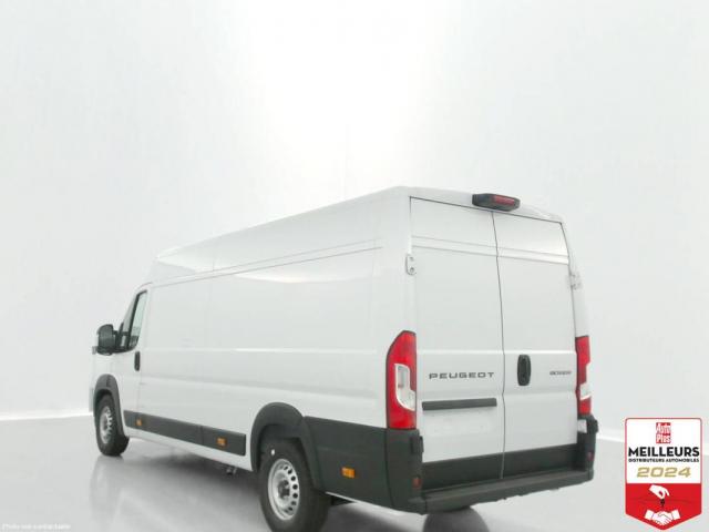 Peugeot Boxer image 2