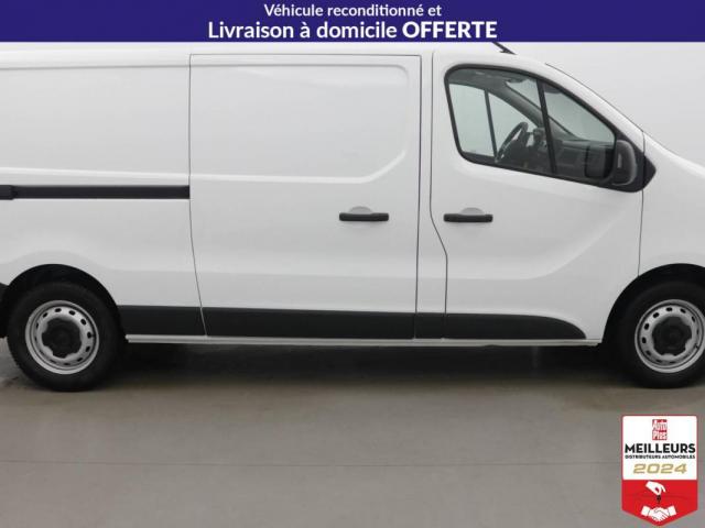 Renault Trafic image 8