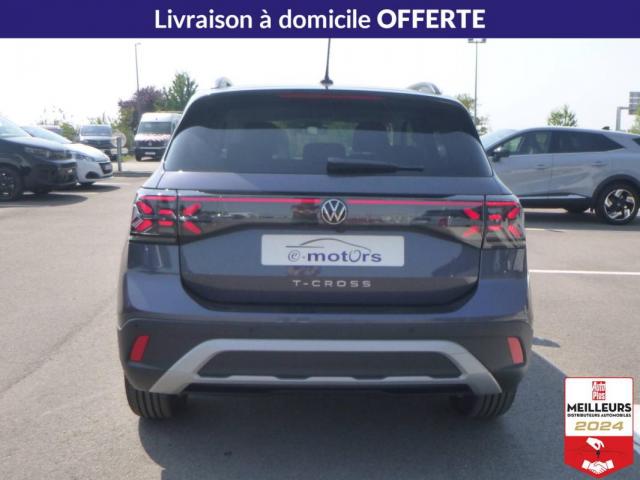 Volkswagen T-Cross image 2