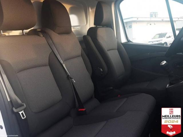 Renault Trafic image 3