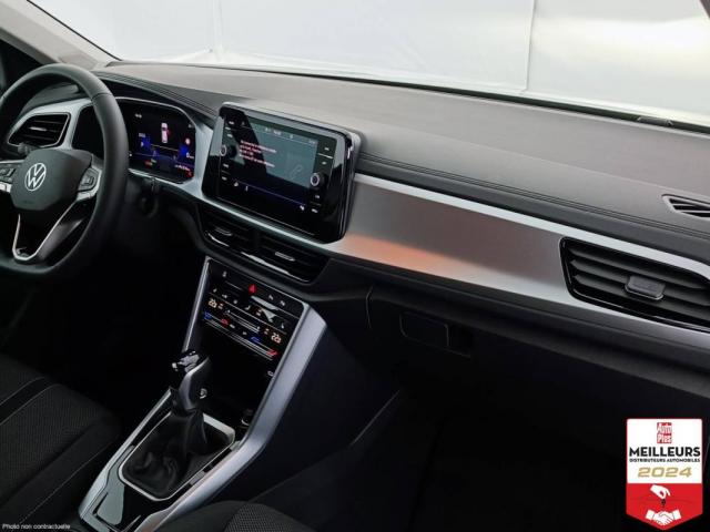 Volkswagen T-Roc image 6