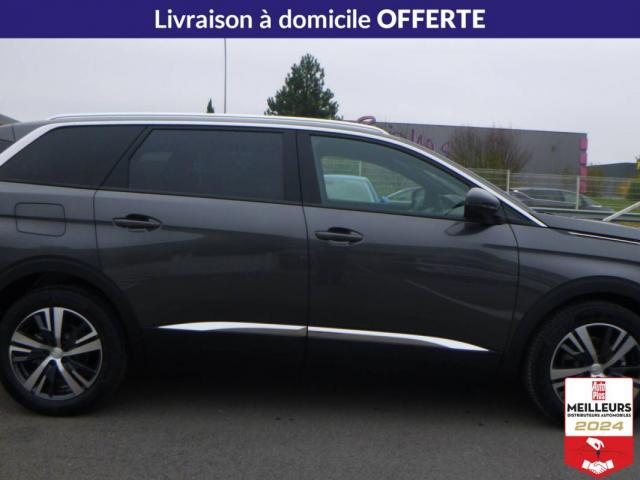 Peugeot 5008 image 1