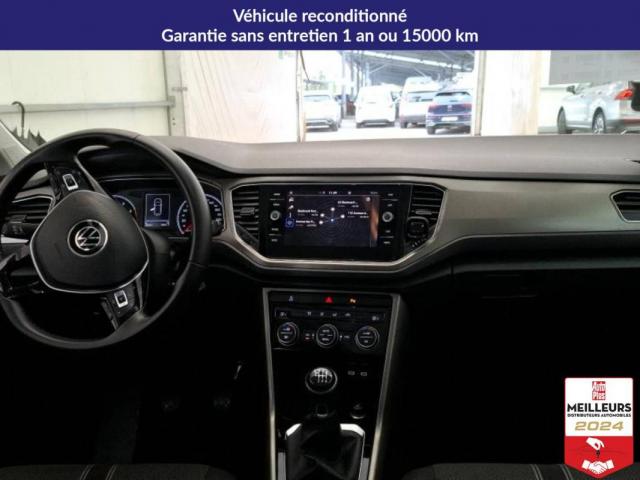 Volkswagen T-Roc image 2