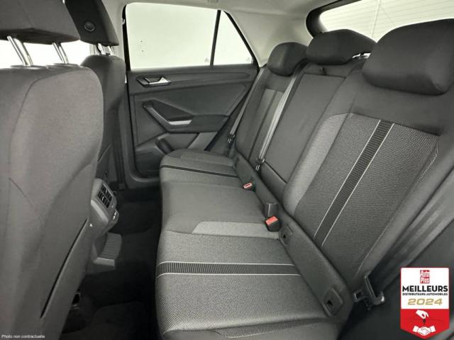 Volkswagen T-Roc image 6