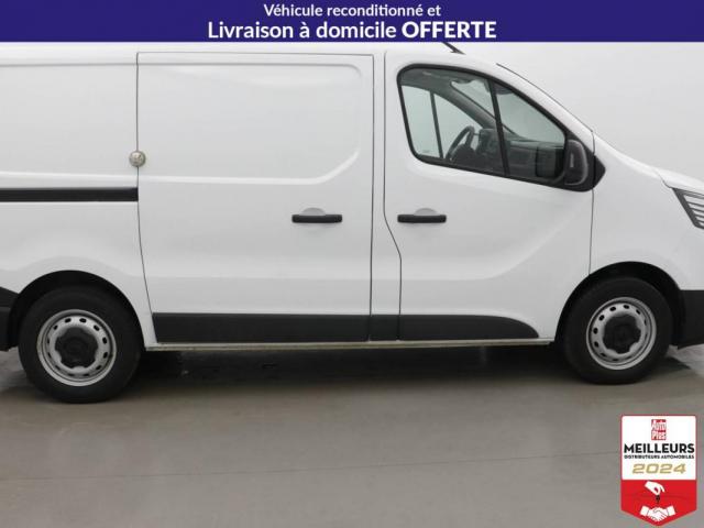 Renault Trafic image 8