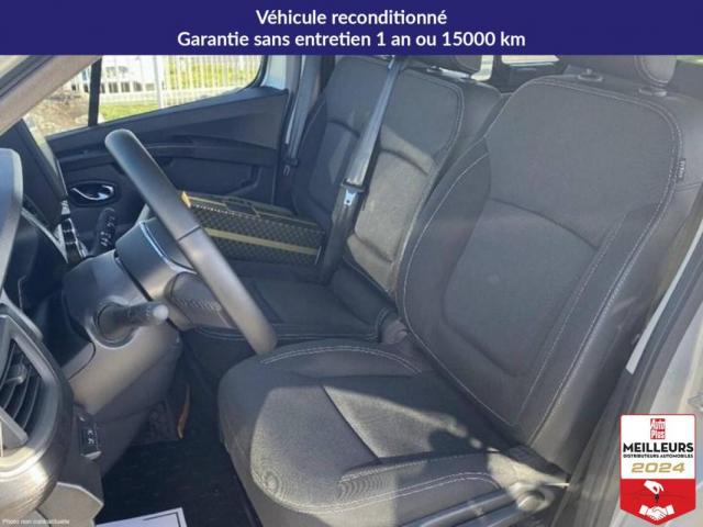 Nissan Primastar image 1