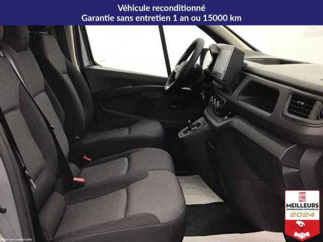 Renault Trafic image 2