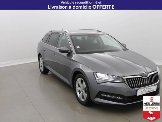 Skoda Superb Combi image 1