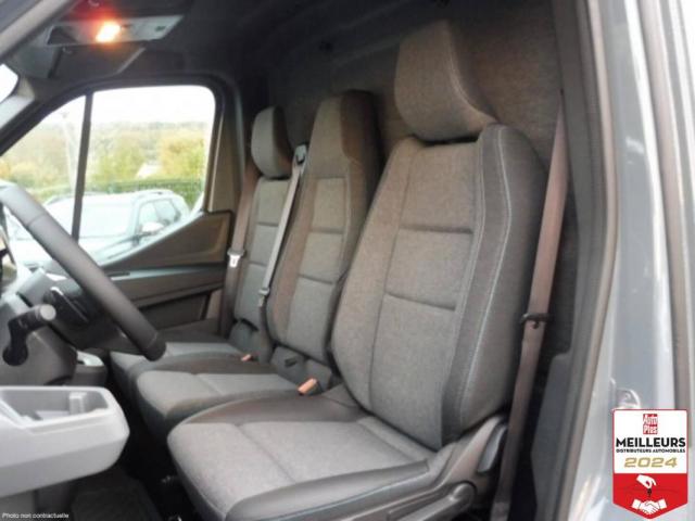 Renault Master image 8