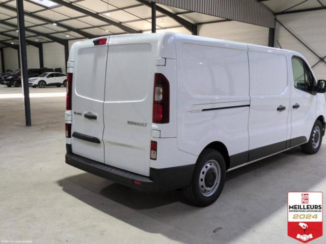 Renault Trafic image 8