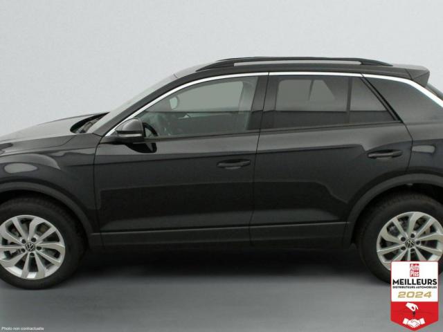 Volkswagen T-Roc image 2