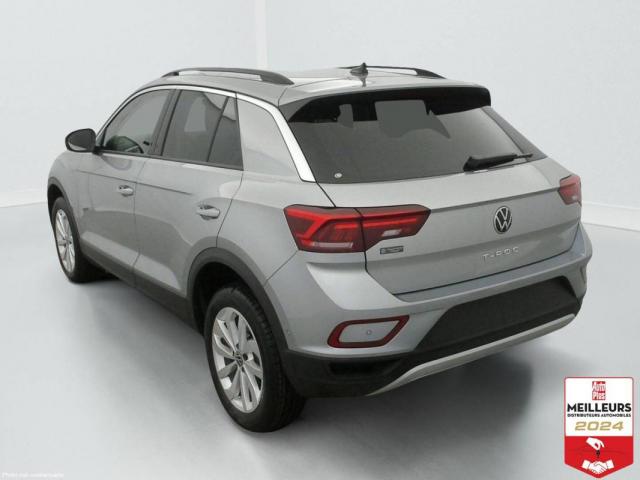 Volkswagen T-Roc image 8