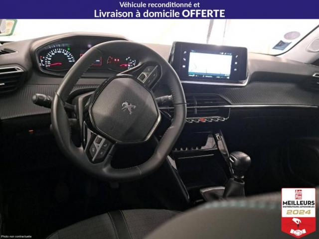 Peugeot 2008 image 2