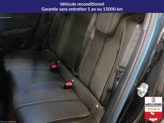 Peugeot 2008 image 2