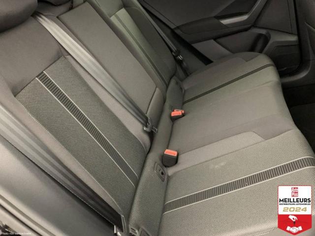 Volkswagen T-Roc image 8