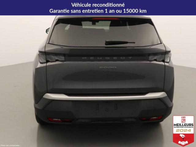 Peugeot 5008 image 1