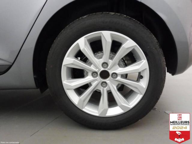 Renault Clio image 9