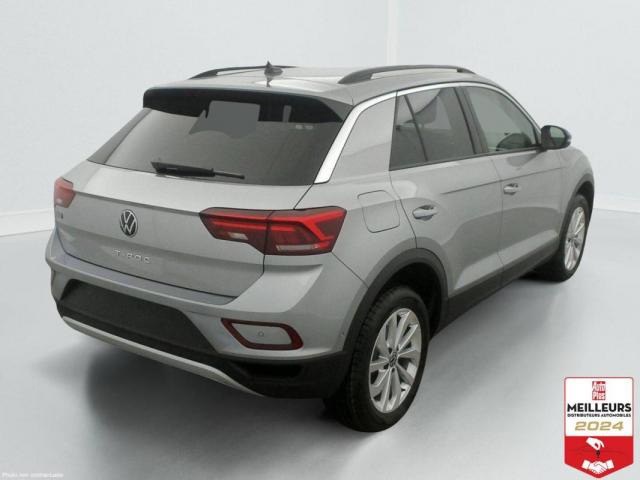 Volkswagen T-Roc image 8