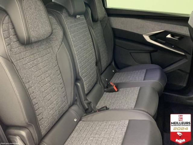 Peugeot 5008 image 2